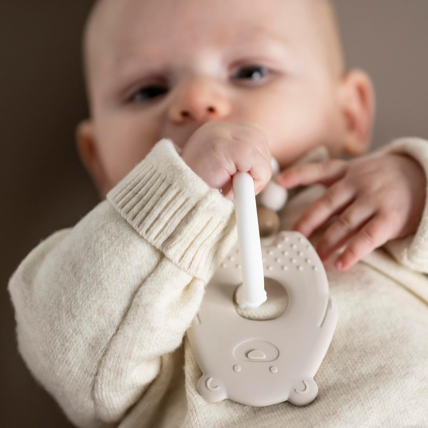 Inel de dentiție din silicon Nattou, ursuleț, fără BPA, aprox. 13 cm, silicon, culori argilă