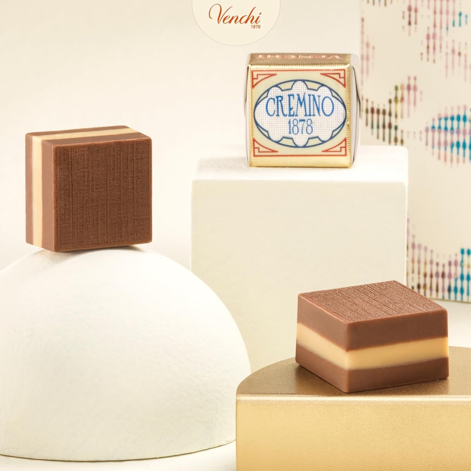 Venchi - Cremini 1878 - Three-layer chocolate with gianduja with milk and almond paste, "Piemontese Hazelnuts PGI", 1 kg, gluten-free, without colorings and without preservatives