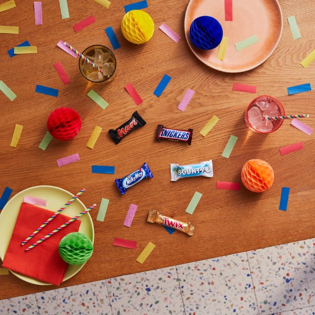 Mini chocolate mixed pack, 71 mini chocolate snacks (Mars, Snickers, Bounty, Twix, Milky Way) in the form of sweets, ideal for an American football night (1400g)