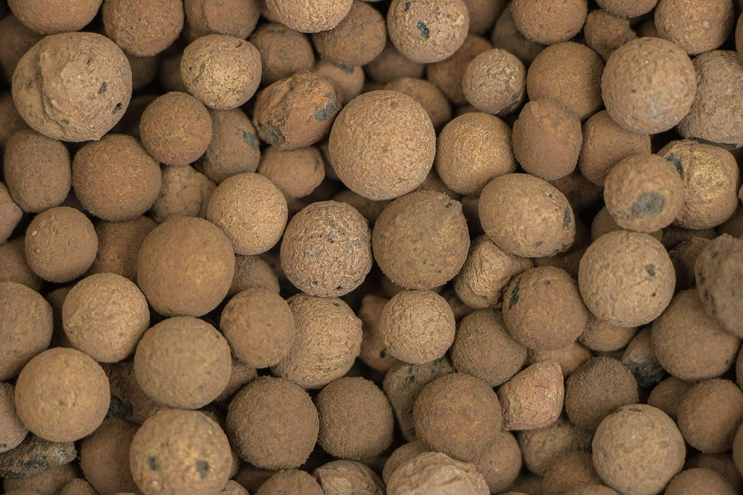 Expanded clay mgc24® - coarse-grained clay granules for drainage and hydroponics, grain size 8/16 mm - 10 liters