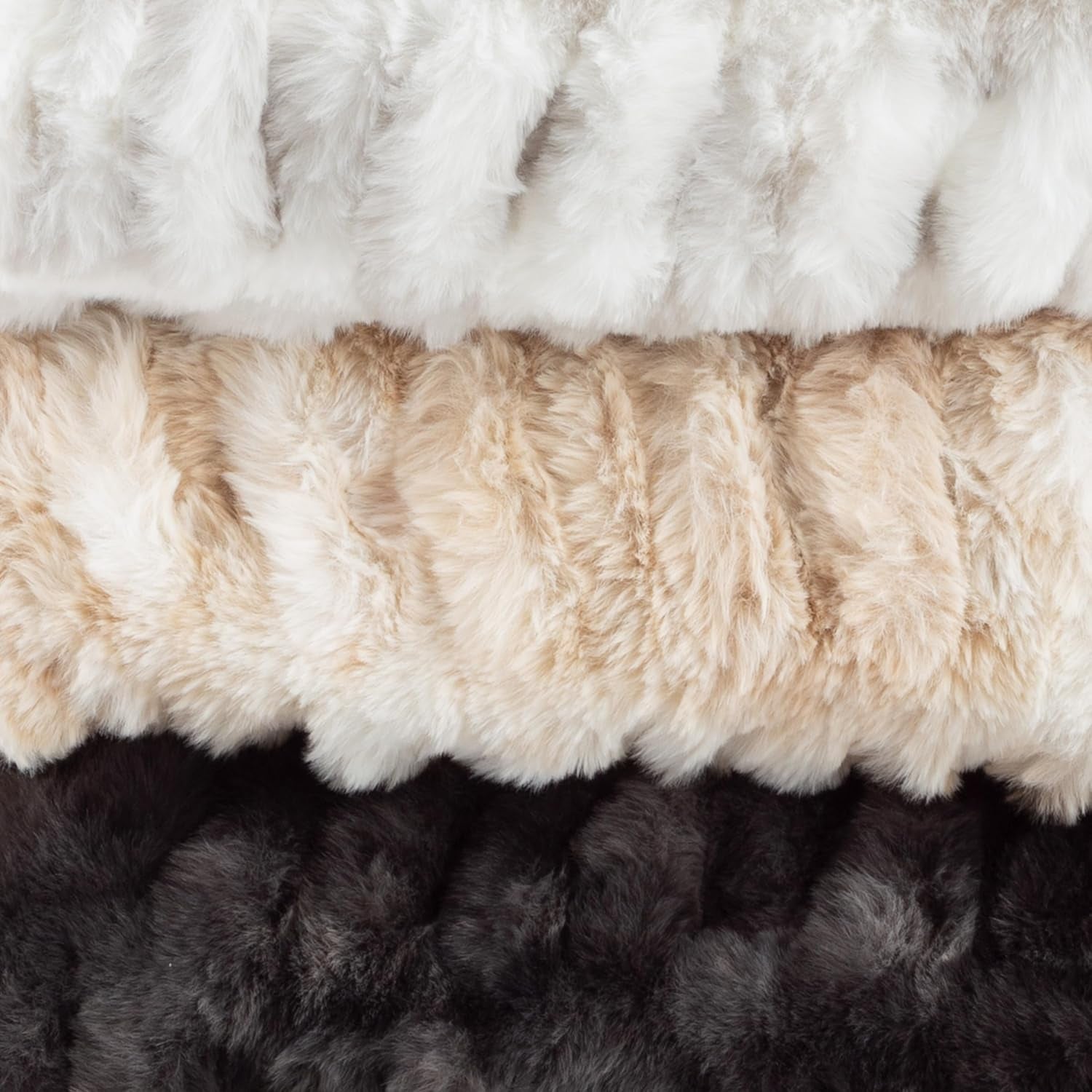 Lavish Home Oversized Gerüschte Faux Fur Blanket, 152.4 X 203.2 Cm, Jacquard Faux Fur, Queen Size Throw for Beds and Sofas, Gray Beds and Blankets Lavish Home