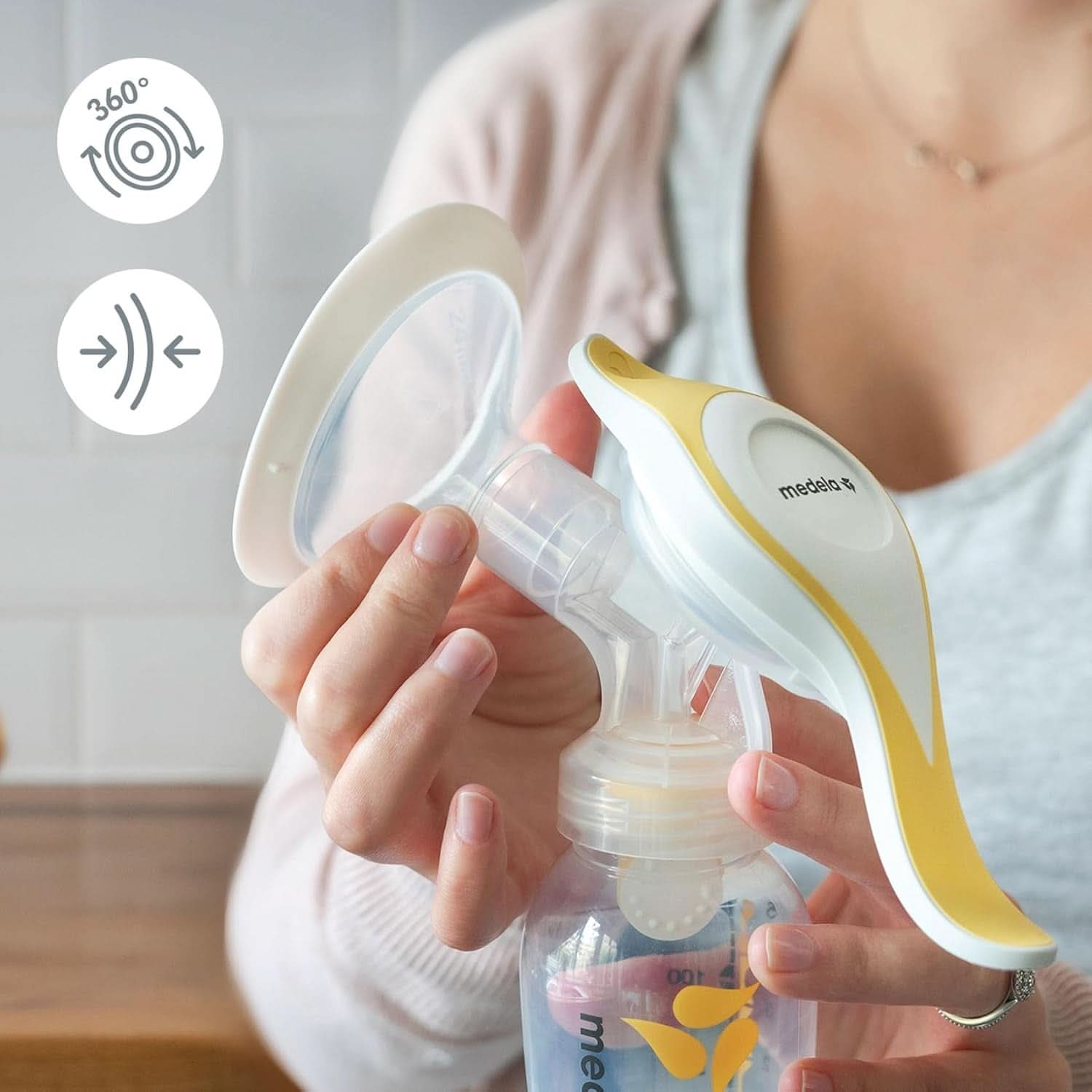 Medela Harmony manual breast pump - Compact Swiss design with Personalfit Flex shields and Medela 2-Phase Expression technology Accessories Food and Breastfeeding Bebe Naty Shop