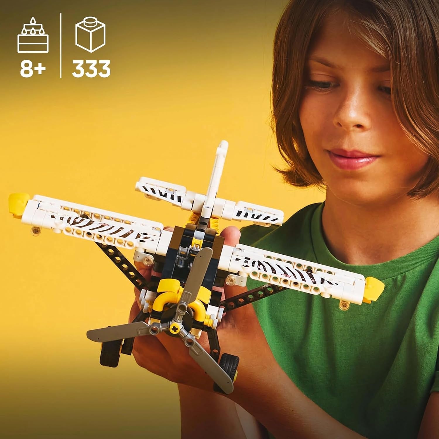 LEGO Technic Propeller Airplane Building Toy for Kids Gift for Boys and Girls 8 Years Old 4-Cylinder Piston Engine Rotating Propeller Airplane Model 42198 Building Sets Besuche den LEGO-Store