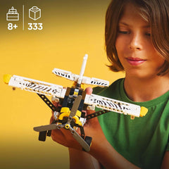 LEGO Technic Propeller Airplane Building Toy for Kids Gift for Boys and Girls 8 Years Old 4-Cylinder Piston Engine Rotating Propeller Airplane Model 42198 Building Sets Besuche den LEGO-Store