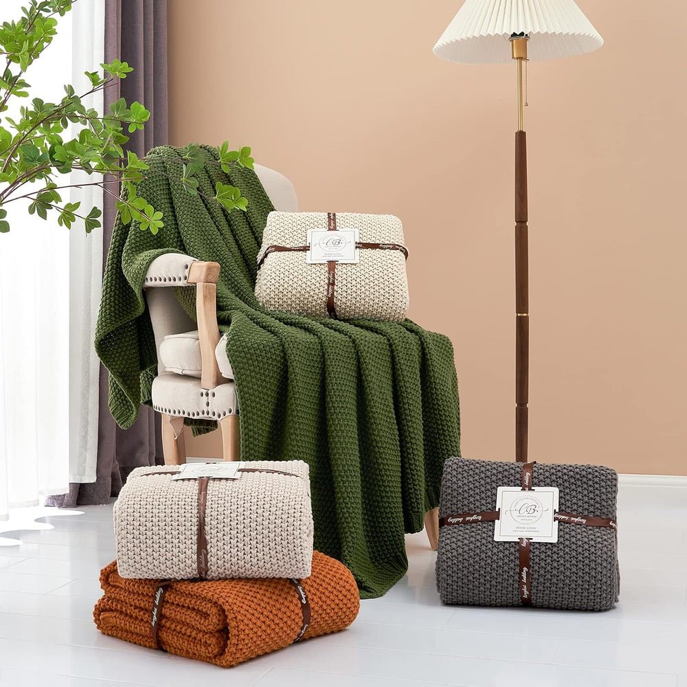 Chunky knit throw blanket, Lightweight, Beige, 100% organic cotton, Blanket for sofa, sofa, bed, child, children's room, Rustic, Shabby chic, Modern farmhouse, 152.4 X 203.2 cm, Including laundry bag Beds and Blankets Longhui bedding Gray 51"X63"