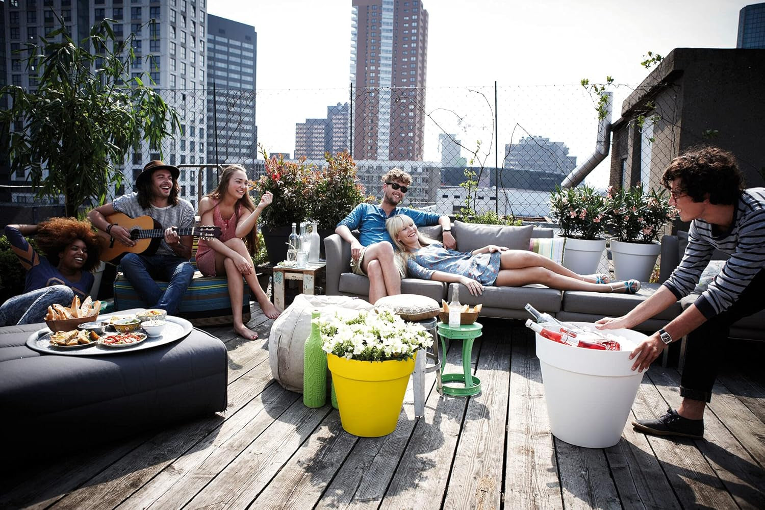 elho Loft Urban Round 40 - Ghiveci de flori pentru exterior - Plastic 100% reciclat - Ø 38,5 x H 35,3 cm - Galben/Ocru