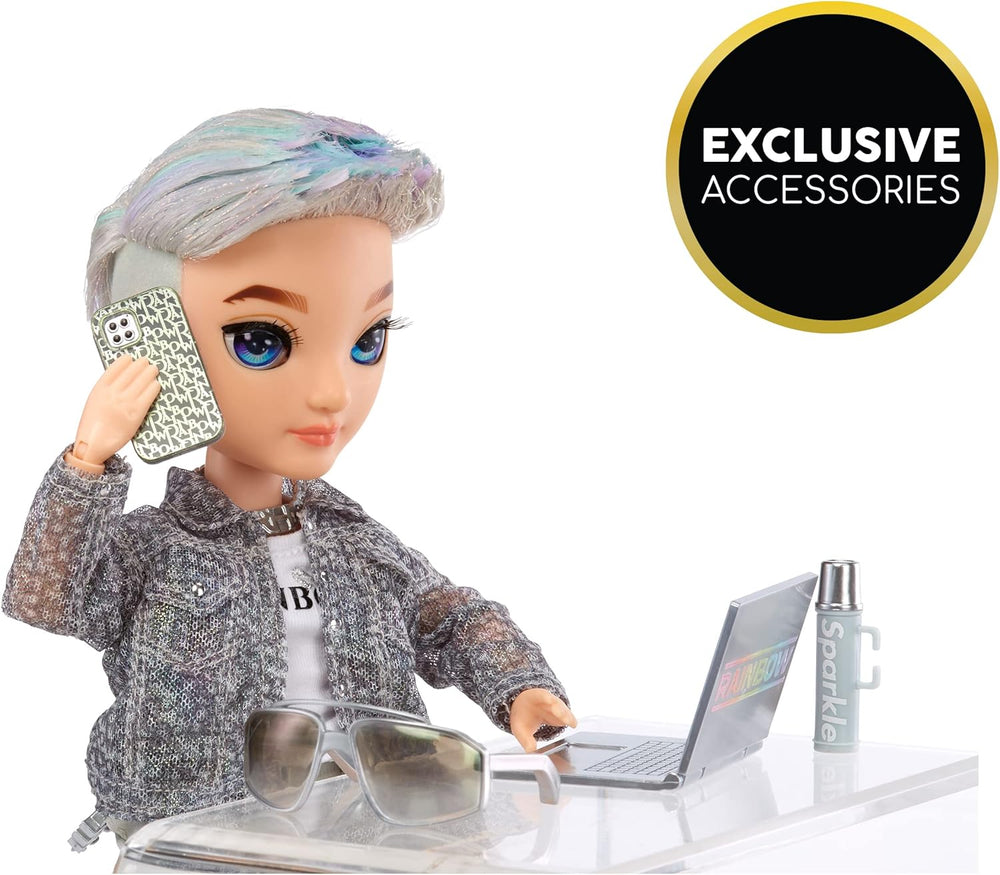 Păpușa Rainbow High Fashion – Aidan Russell – Păpușa Purple Boy – Ținută la modă și peste 10 accesorii de joacă colorate – Pentru colecționari și copii cu vârste cuprinse între 4 și 12 ani