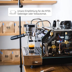 Espresso Nr. 1 – Amestec clasic de espresso cu 25% Robusta – Boabe de cafea pentru aparate complet automate și portafiltru – boabe întregi – 750g