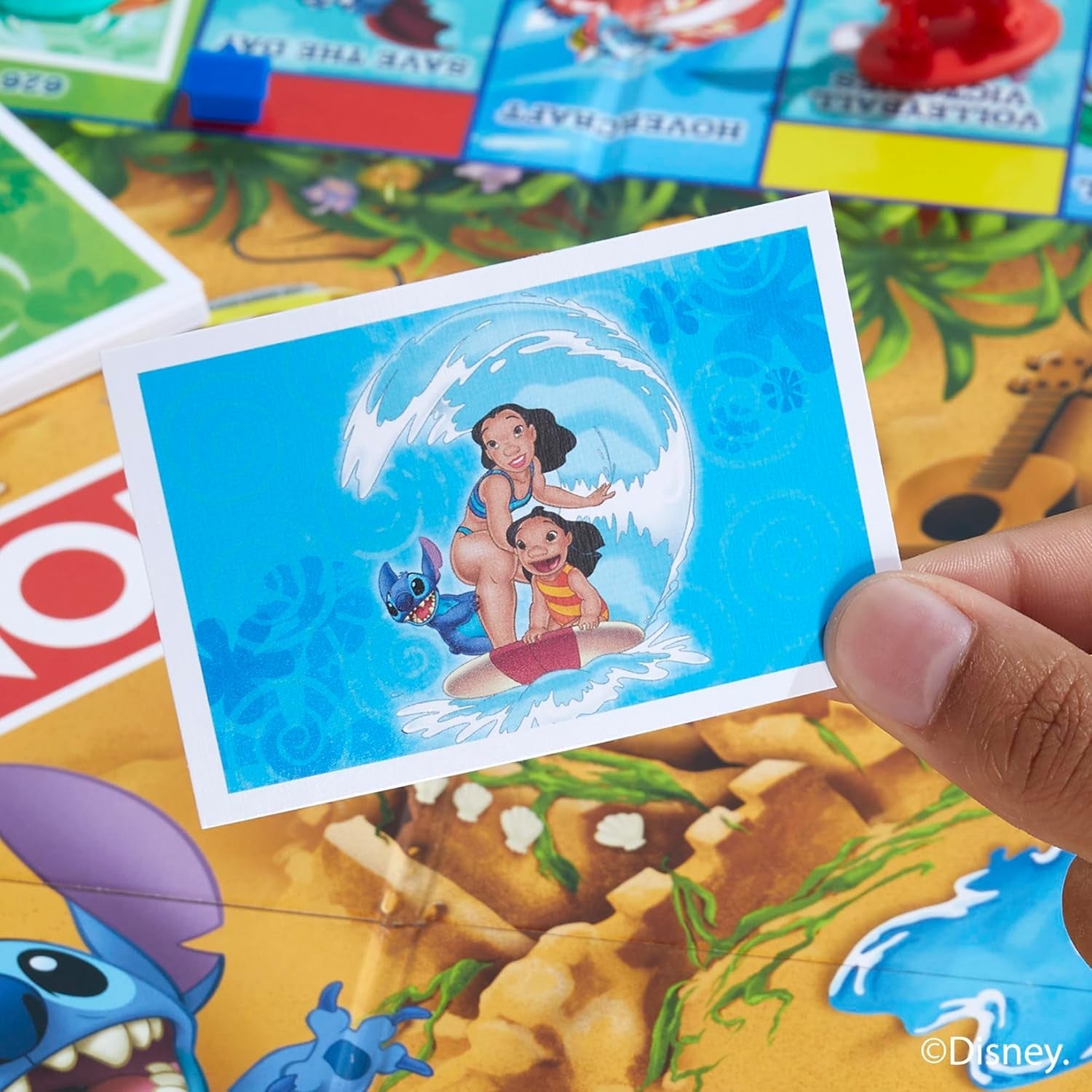 Joc de societate Monopoly Disney Stitch Edition - Versiunea germană