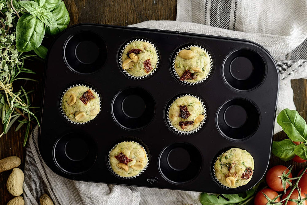 Dr. Oetker - Tradition aluminum baking pan with non-stick coating (color: black), 1 piece. Molds and baking trays Naty Shop