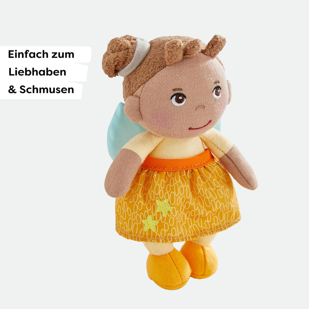 HABA Înger Păzitor Holly – Păpușă din material textil pufoasă (15 cm), cadou perfect de bun venit pentru bebeluși și copii mici – Lavabilă la 30 °C – 2011871001