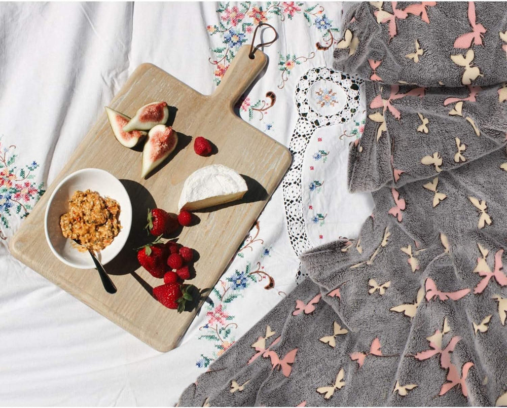 Kanguru Glow Bedspread Glow in the Dark Blanket Butterfly Blanket Soft Blanket 130X150Cm Luminous Sofa Bedspread. Glow in the Dark children's blanket, gray Beds and Blankets Besuche den Kanguru-Store