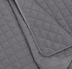 Amazon Basics oversized comforter with relief, 170 X 210 cm, dark gray diamond pattern Beds and Blankets Besuche den Amazon Basics-Store