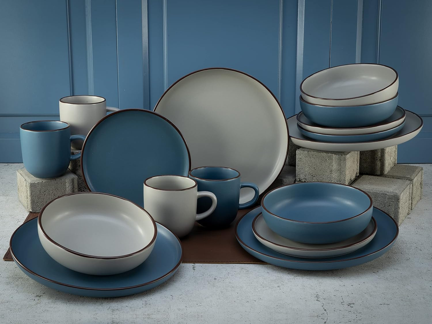 Creatable, 21016, Serie Modern Scandic Blue-Grey, 16-Teiliges Geschirrset, Kombiservice Aus Steinzeug, Spülmaschinen- Und Mikrowellengeeignet, Qualitätsproduktion Seturi vesela masa Naty Shop