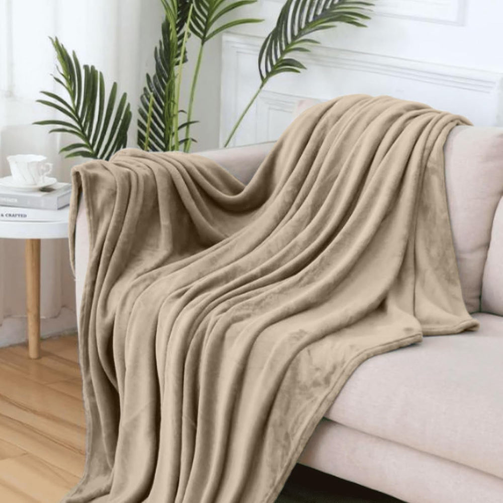 Komfortec fluffy blanket, comfortable blanket, fleece blanket, Oeko-Tex certified, super soft, 150X200 Cm, 260 G/M², beige Beds and Blankets Besuche den Komfortec-Store