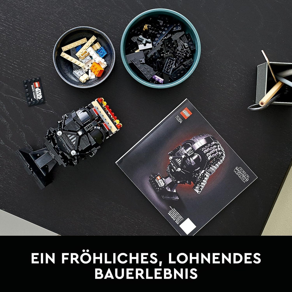 LEGO Star Wars Darth Vader Helmet Building Set for Adults, Gift Idea for Men, Women, Him or Her, Collection Model to Build and Display 75304 Building Sets Besuche den LEGO-Store