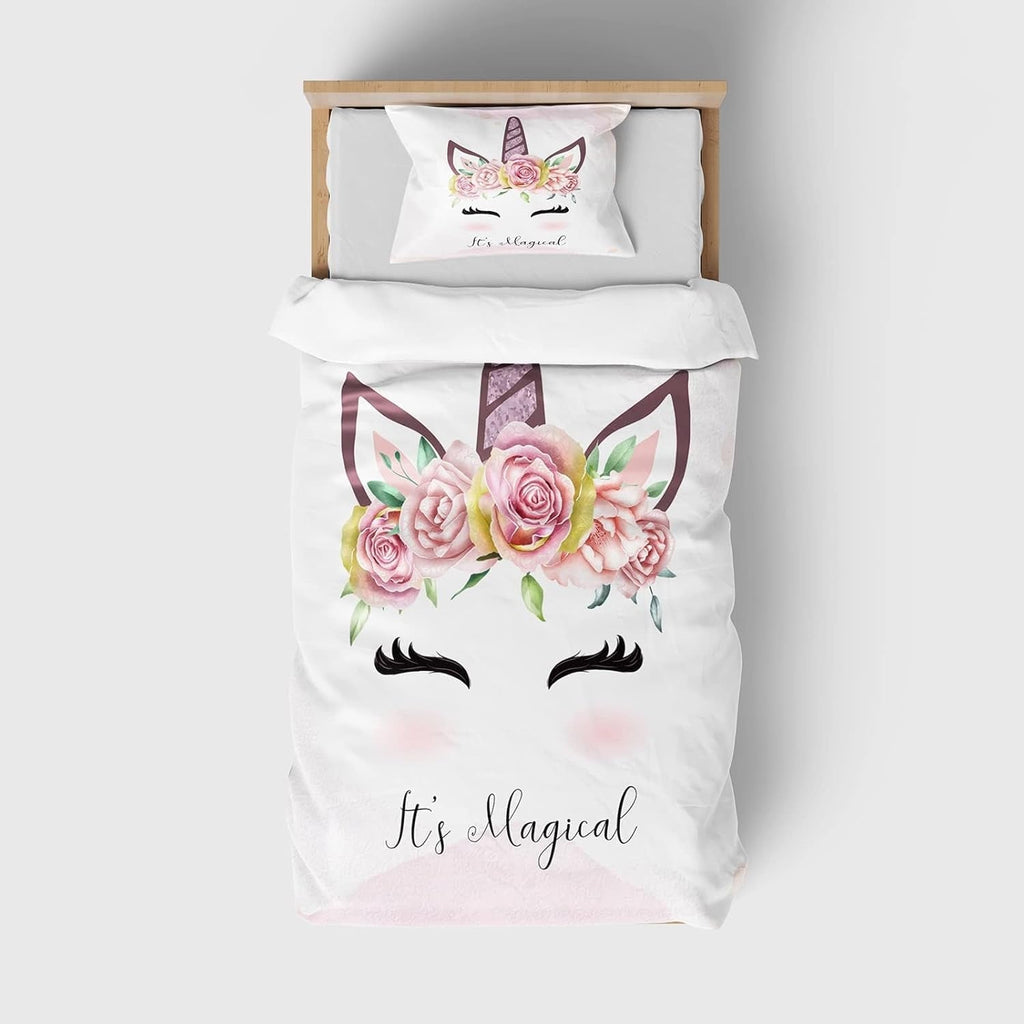 Lenjerie de pat pentru fetite, diverse modele specifice, microfibre din poliester Lenjerie de pat - copii Naty Shop Unicorn D 135X200 Cm