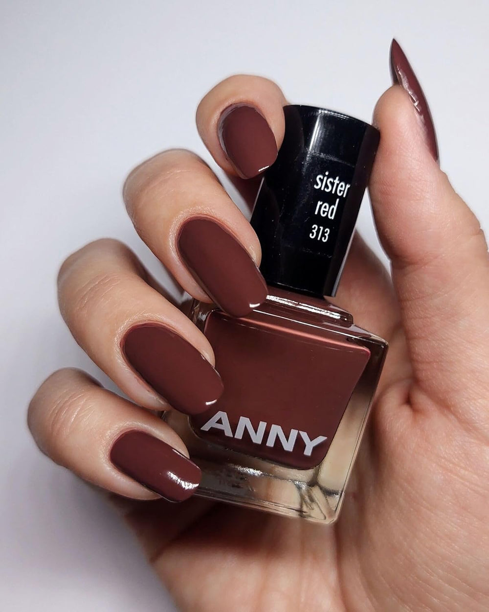 ANNY Nail Polish - High quality, long-lasting, chip-resistant and quick-drying colored nail polish, color: sister red - elegant mocha brown - 15 ml