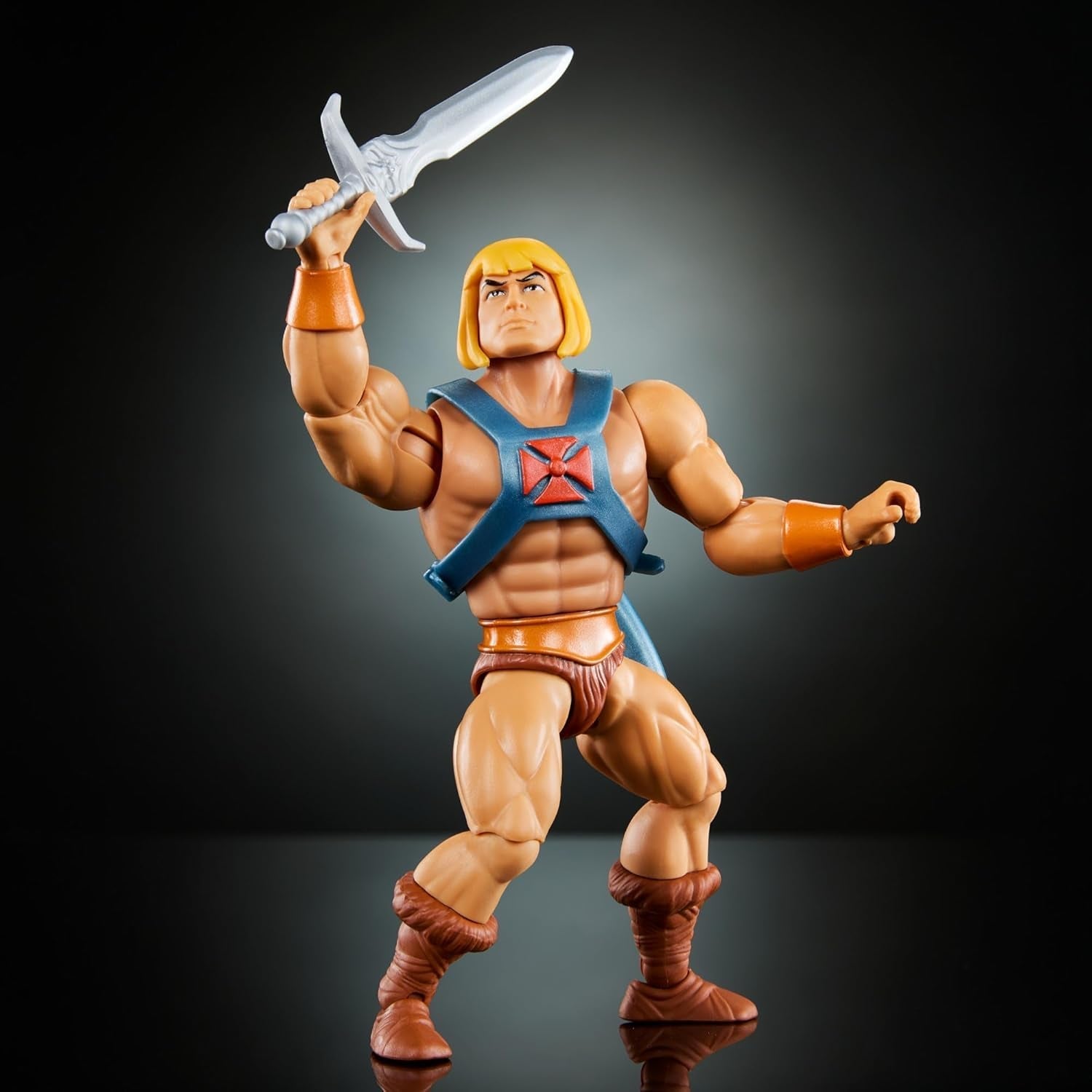 Jucărie Masters of the Universe Origins, He-Man figurină de acțiune din colecția de desene animate, la scară reală, aprox. 14 cm înălțime, erou cu armură, 2 săbii și mini benzi desenate, HYD17 Action figures Naty Shop