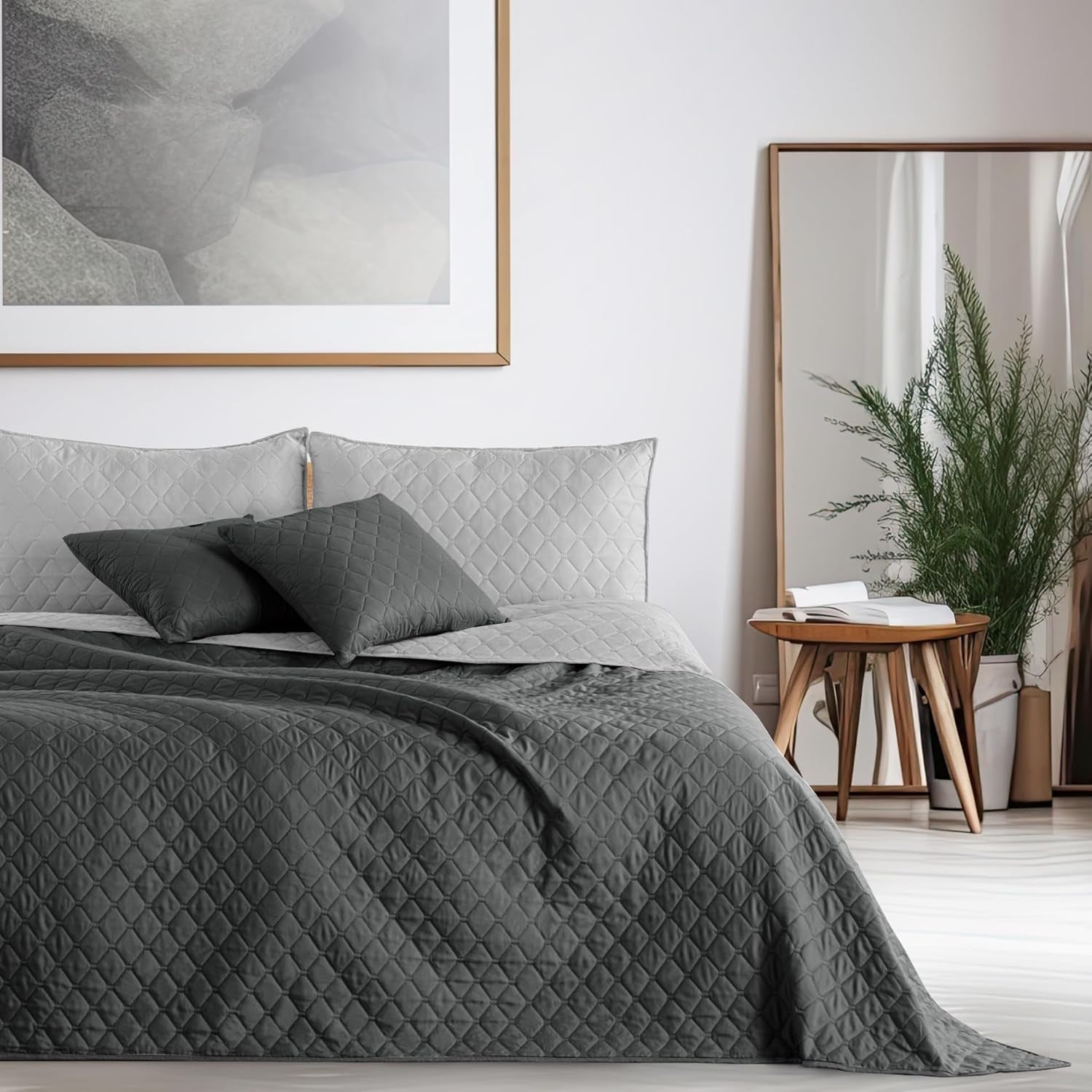 Decoking Bedspread 200 X 220 Cm Graphite Anthracite Silver Gray Two-sided bedspread easy to maintain Axel Beds and Blankets Besuche den DecoKing-Store