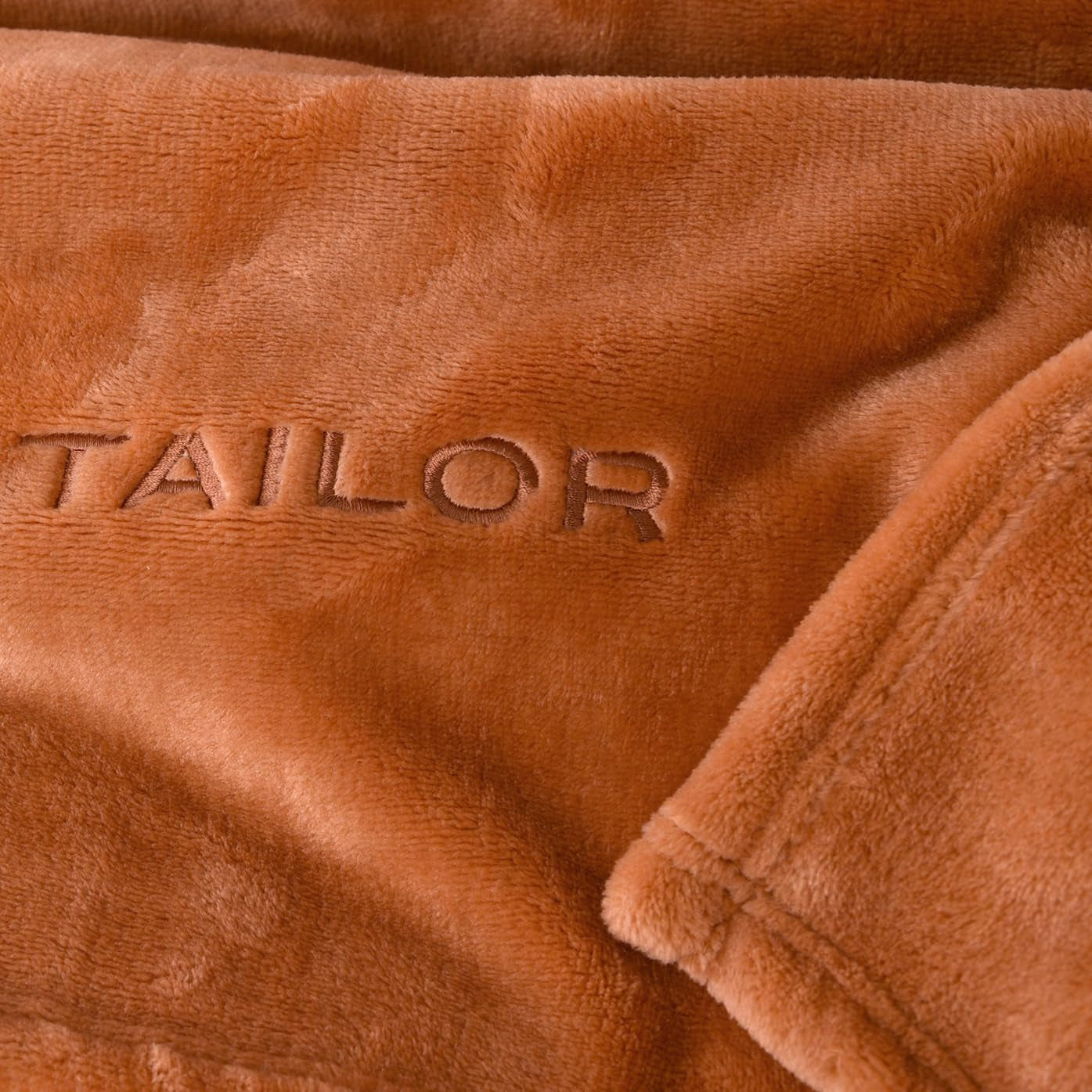 TOM TAILOR Pătură Wellsoft, 150X200 Cm, 100% Poliester/ Wellsoft, brodată cu logo, PĂLTUȚĂ WELLSOFT Orange (Coral cald) Plapumi si pilote Naty Shop