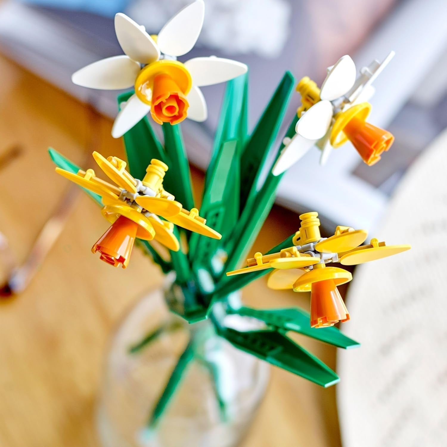Daffodils LEGO Botanicals - Easter gifts for girls and boys - Artificial flowers for children - Flower bouquet as room or office decoration - Gift for women - 40747 Building sets Besuche den LEGO-Store