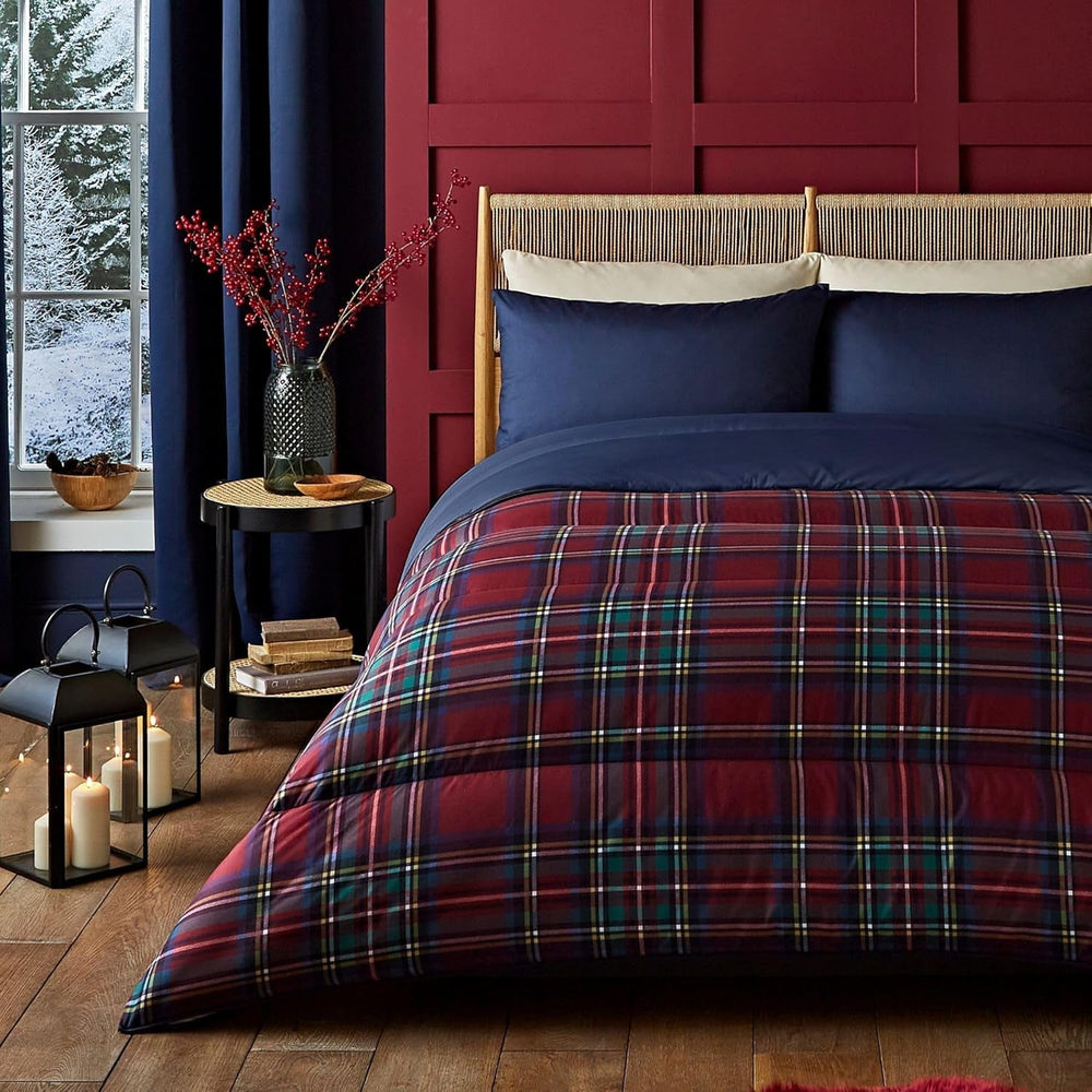 Night Lark Duvet and Pillowcase Set, 10.5 tog, Single, Classic Red Tartan, Luxury Bedding, Hypoallergenic, Machine Washable Duvets and Comforters Naty Shop