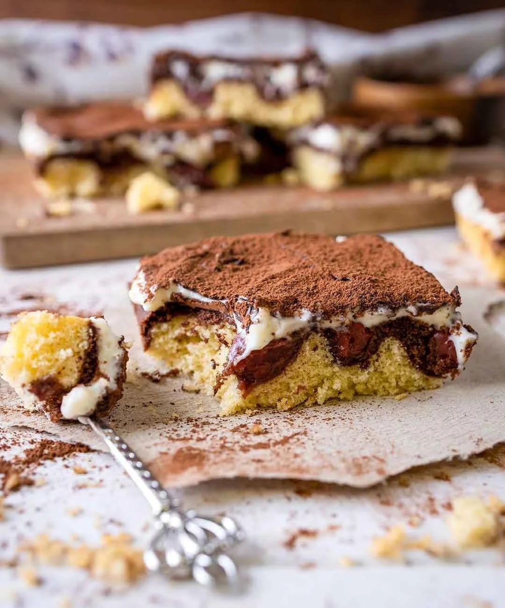 RUF Rührkuchen Backmischung, Nur Wasser & Öl Zugeben, Rezeptur Für Blechkuchen, Kastenkuchen, Muffins, Gugelhupf Und Tortenböden, 1X1000G Mixture for baking and cooking Naty Shop