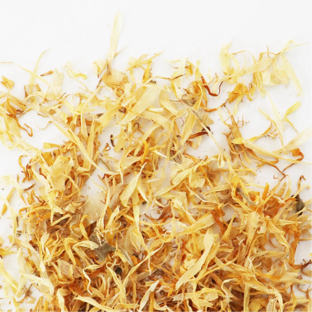 ScrapCooking - Dried Marigolds 3.5g - Edible Flowers - Food Decorations for Baking - For Desserts, Cakes, Tarts, Muffins - Christmas, Spring, Birthday - Golden Yellow - 7471