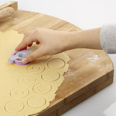 Formă de biscuiți Zenker 44835 Linzer, plastic, set 4 piese, roz/gri