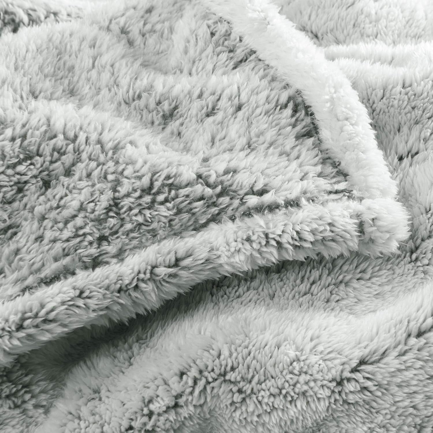 Aqua-Textil Fluffy cuddly blanket 150 X 200 Cm Gray White Melange Plush TV blanket Bedspread Sherpa Fleece Oeko-Tex Ottawa Beds and Blankets Besuche den aqua-textil-Store