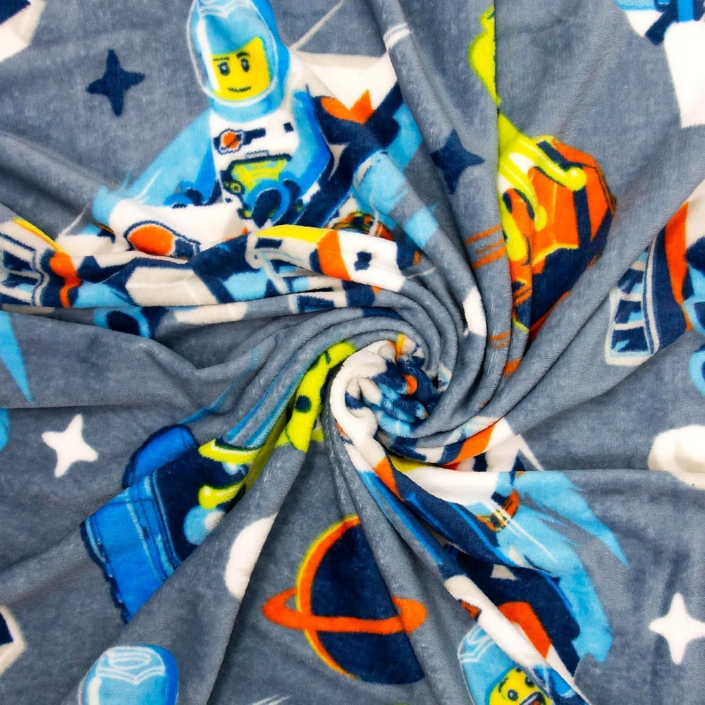 Character World Official Lego® City Fleece Blanket, Super Soft, Warm Blue Throw, Cityspace Design, Perfect for bedrooms, camping and sleeping, 100 X 150 Cm Beds and Blankets Besuche den Character World-Store