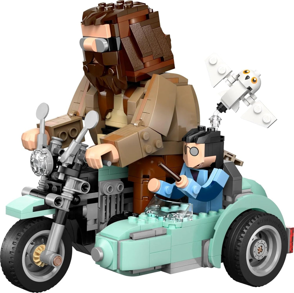 LEGO Harry Potter Hagrid and Harry's Motorbike Tour, jucărie cu motocicletă mobilă cu Sidecar & Hedwig Minifigure, cadou de ziua de naștere pentru fanii lumii vrăjitorilor, băieți și fete cu vârsta de 9+ 76443 Seturi de constructie Besuche den LEGO-Store