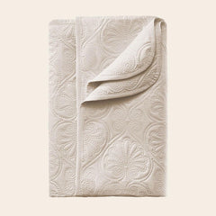 ROOM99 Leila Elegant Bedspread in Cream 240 X 260 Cm Versatile Bedspread as Bedspread or Sofa Throw Blanket for Bed and Sofa Blanket Style Ideal as Bedspread Beds and Blankets Beuche den ROOM99-Store