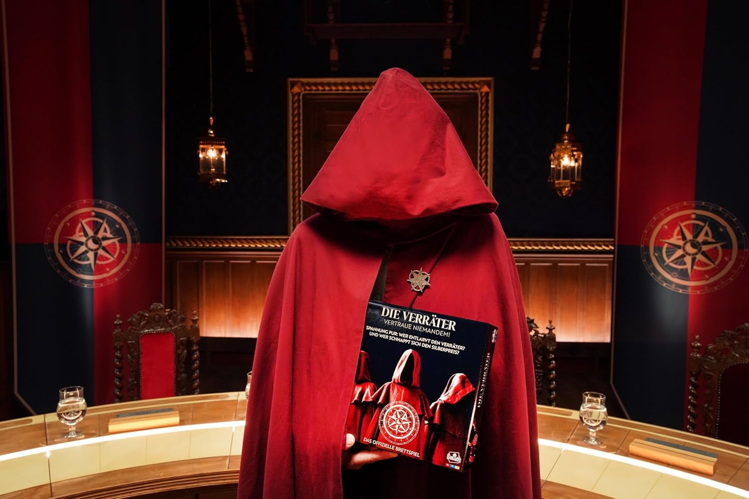 Goliath: Traitors, board games for kids ages 12 and up, party games for 4-6 players, the game is based on the TV series of the same name