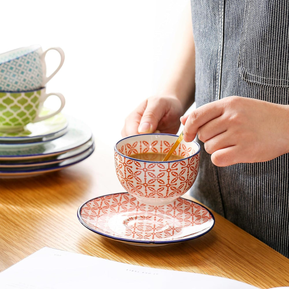 Set de cafea din porțelan, Vancasso Macaron, serviciu de cafea colorat cu 12 piese pentru 4-12 persoane, set de cești, include cești de cafea, farfurioare și farfurii de desert