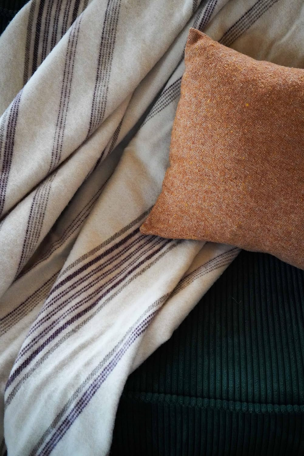 Toison D'Or angle, 240 X 260 Cm, White/Aubergine/Bizet Duvets and quilts Naty Shop