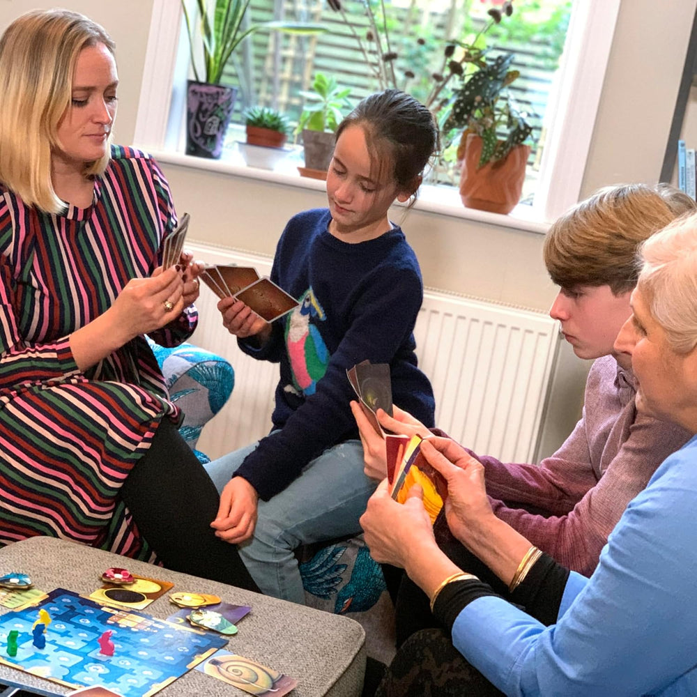 Asmodee, Dixit, German Version, Base Game, A Picture is Worth a Thousand Words, Creative Family Game for 3-8 Players Ages 8+, Game of the Year 2010 with 30 Minute Playtime