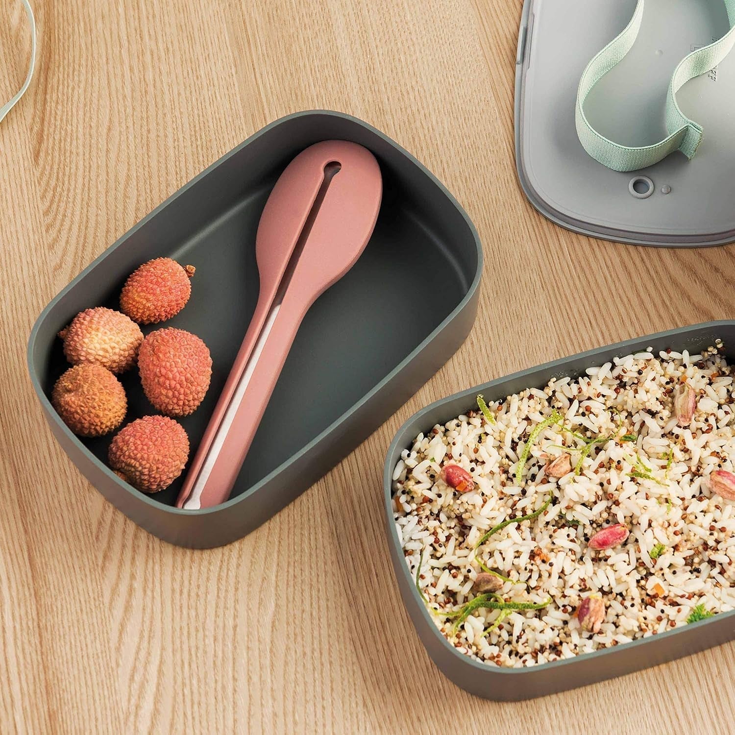 BergHoff cutie bento dublă - Leo (set cutie de prânz 19x12.5x9 cm, două cutii, rezistent la microunde, sigiliu etanș, rezistent la spălarea vaselor, ideal pentru gustări / gustări / salată) 3950126 Cutii depozitare alimente Naty Shop