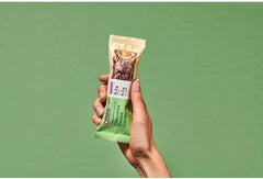 MaxiNutrition Creamy vegan protein bar with chocolate, peanuts and caramel 12x45g - vegan protein bar, 18% protein, 8.3g per bar, low sugar content (0.9g), no added sugar, no artificial flavors