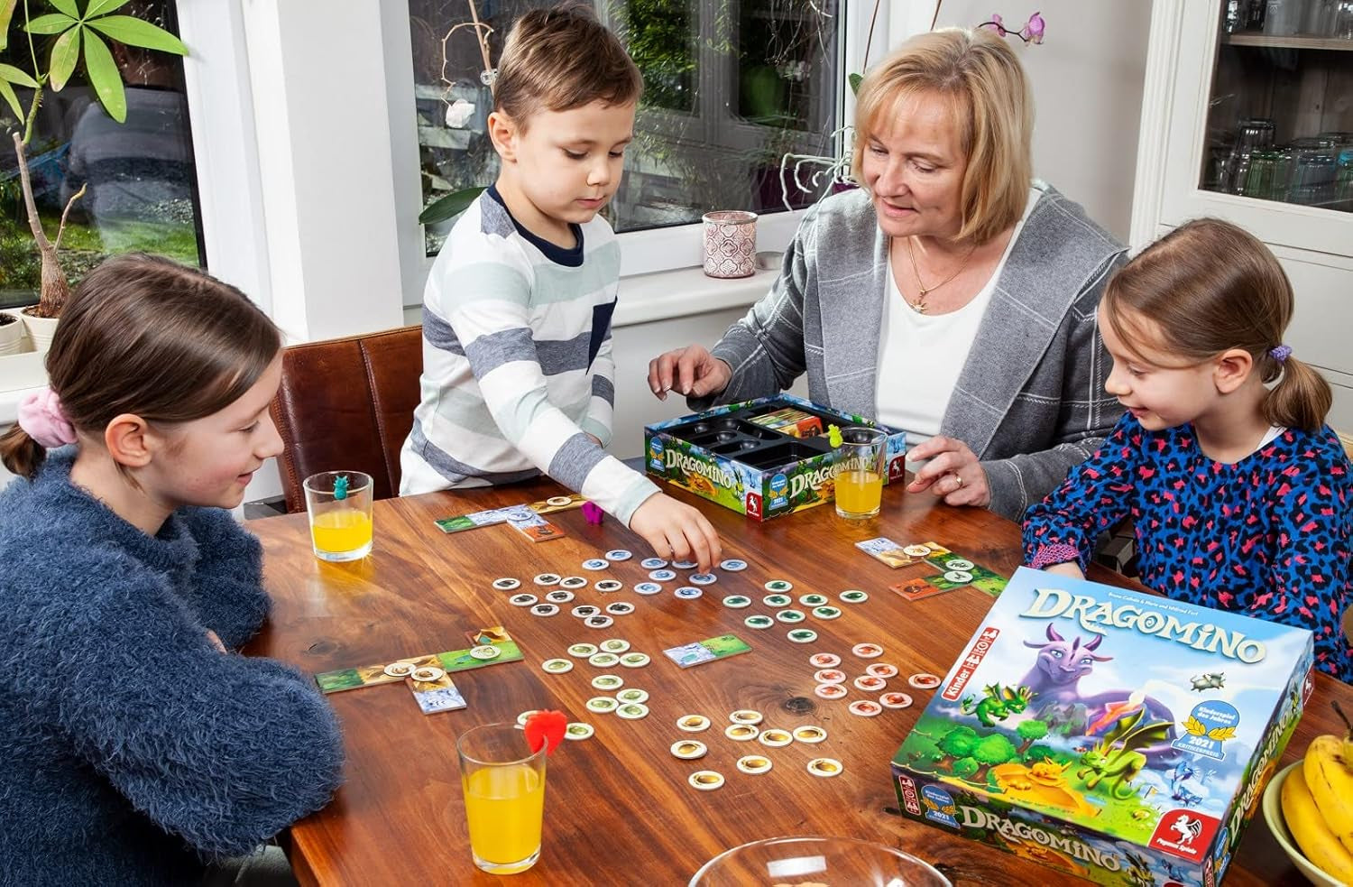 Pegasus Spiele 57111G - Dragomino *Children's game of the year 2021*, Multicolor