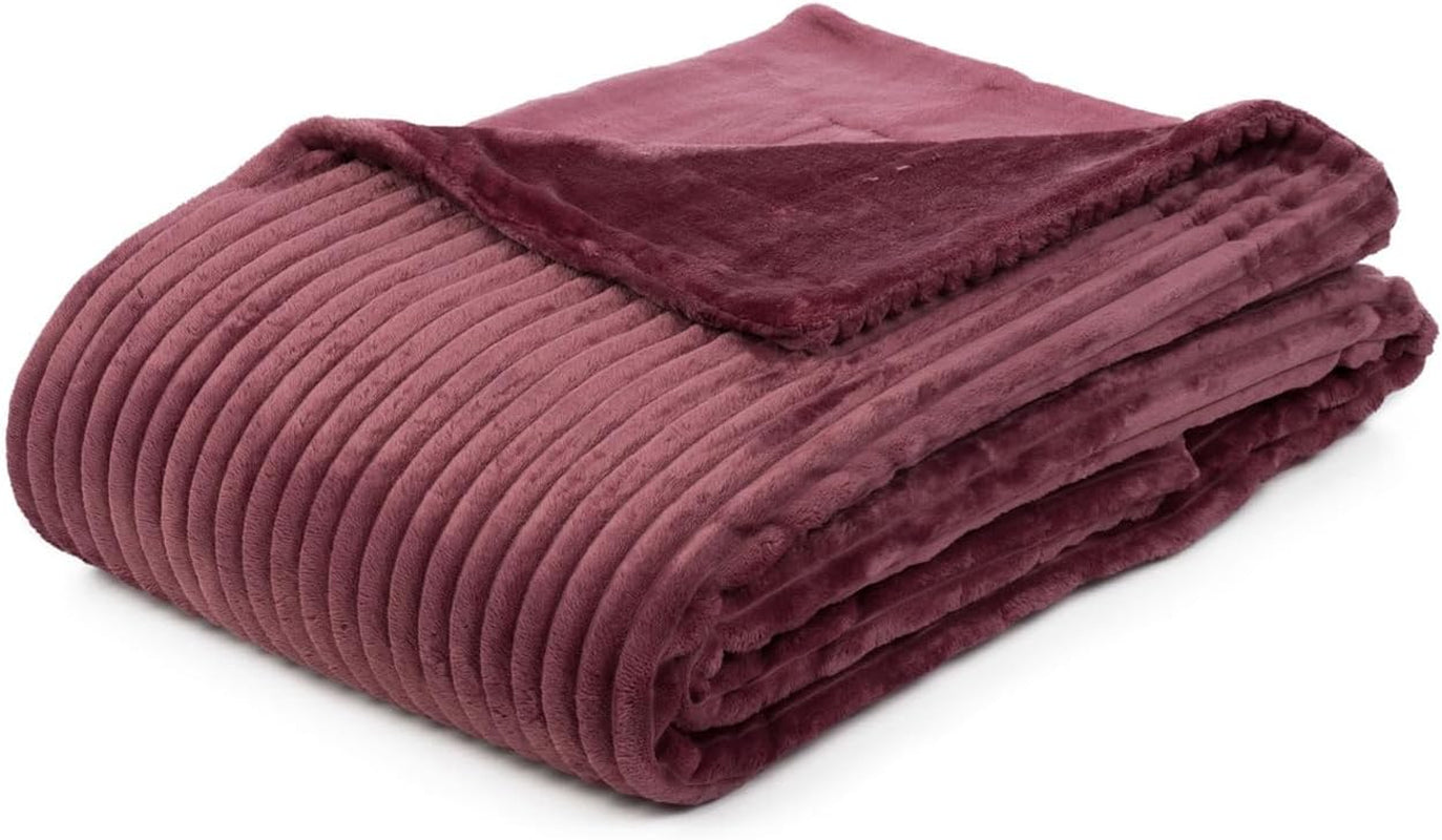 Gözze - Comfortable and soft blanket in corduroy look, 1620G/piece, 150 X 200 Cm - cinnamon Beds and Blankets Besuche den GÃ¶zze-Store Berries