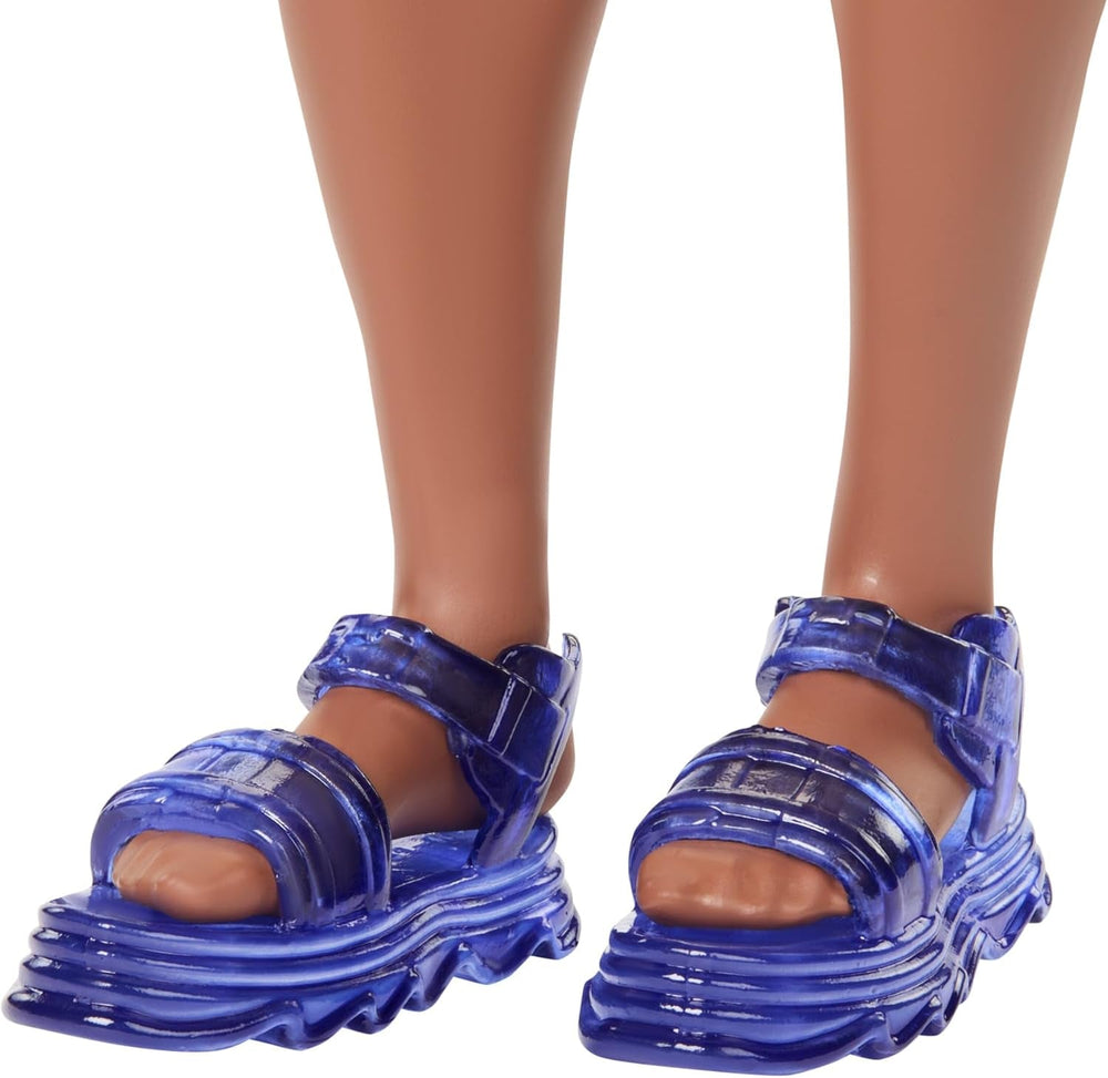 Barbie Fashionistas Ken Doll no. 220 With straps and wide body shape in a removable orange patterned shirt, shorts and platform sandals, HRH23 Naty Shop Dolls