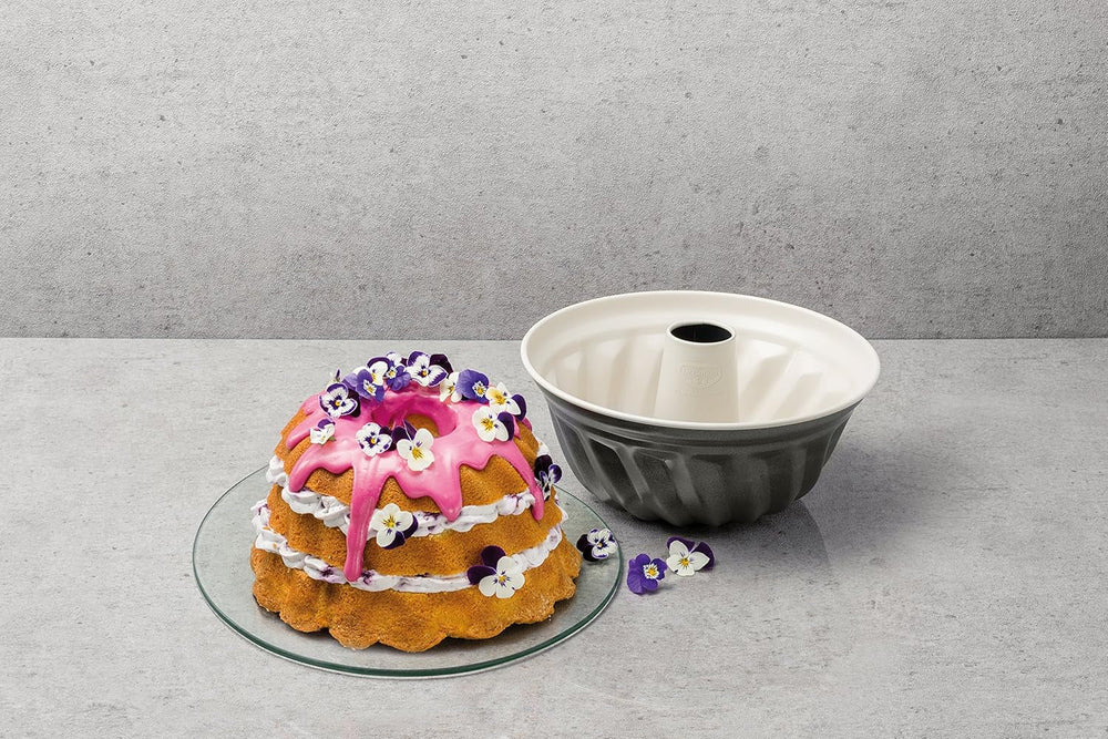Dr. Oetker Gugelhupfform Ø 22 Cm BACK-TREND, Backform Für Gugelhupf, Runde Bundform Aus Stahl Mit Keramisch Verstärkter Antihaft-Beschichtung (Farbe: Creme/Anthrazit), Menge: 1 Stück Molds and trays for baking Naty Shop