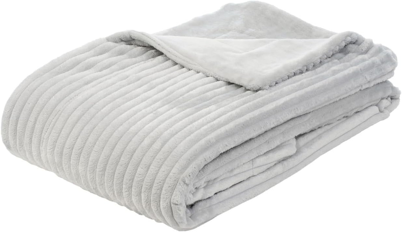 Gözze - Comfortable and soft blanket in corduroy look, 1620G/piece, 150 X 200 Cm - cinnamon Beds and Blankets Besuche den GÃ¶zze-Store silver