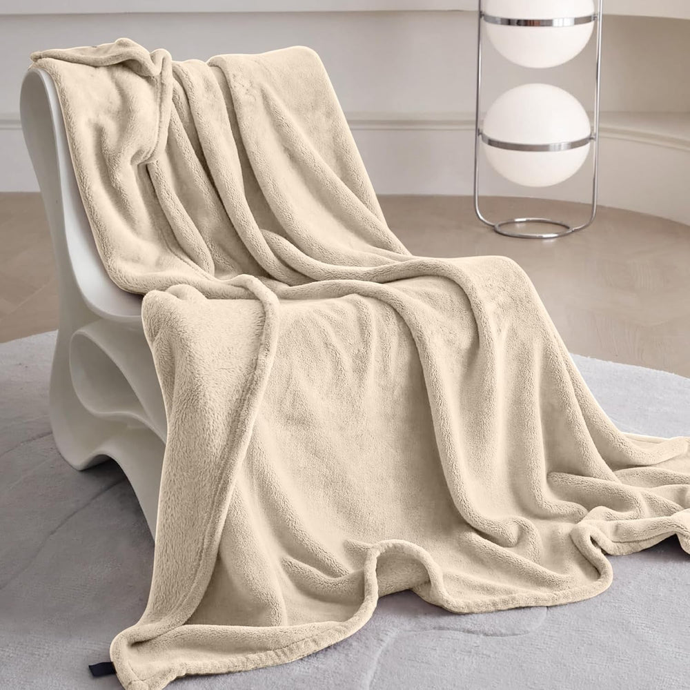 Komfortec fluffy blanket, comfortable blanket, fleece blanket, Oeko-Tex certified, super soft, 150X200 Cm, 260 G/M², beige Beds and Blankets Besuche den Komfortec-Store