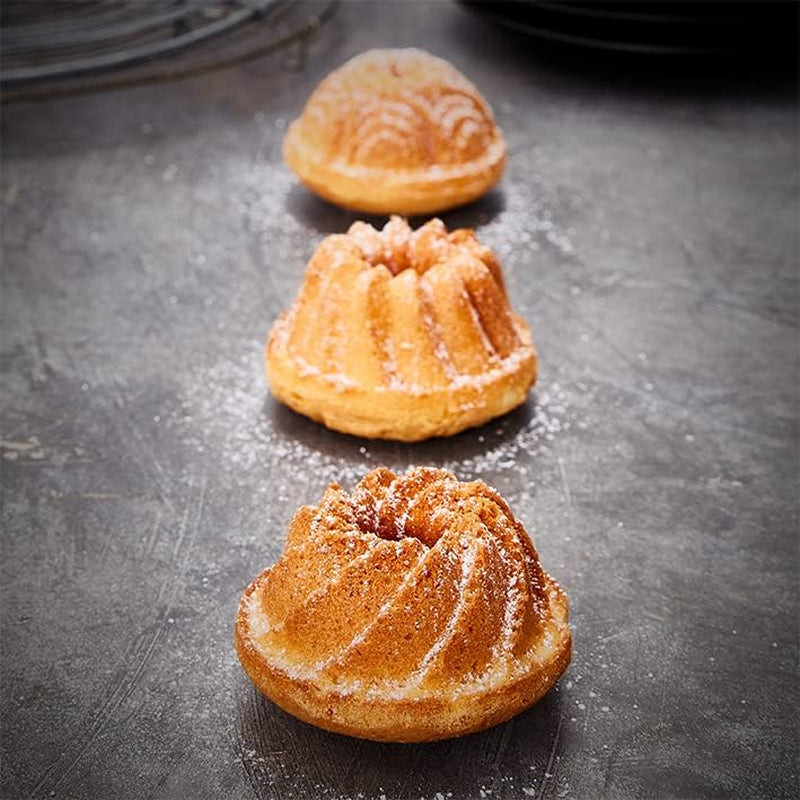 Birkmann, Contoura, Gugelhupfblech Violet, Backform Aus Aluguss, Mit Antihaftbeschichtung Und Rezept, 887077 Molds and trays for baking Naty Shop