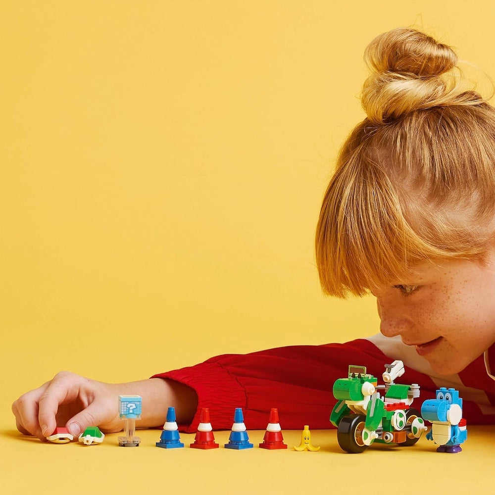 LEGO Super Mario: Mario Kart - Yoshi Bike, set de aventuri Nintendo de colecționat, cadou pentru copii, băieți, fete și gameri de la 7 ani, set de colecție cu figura Yoshi 72031 Seturi de constructie Besuche den LEGO-Store