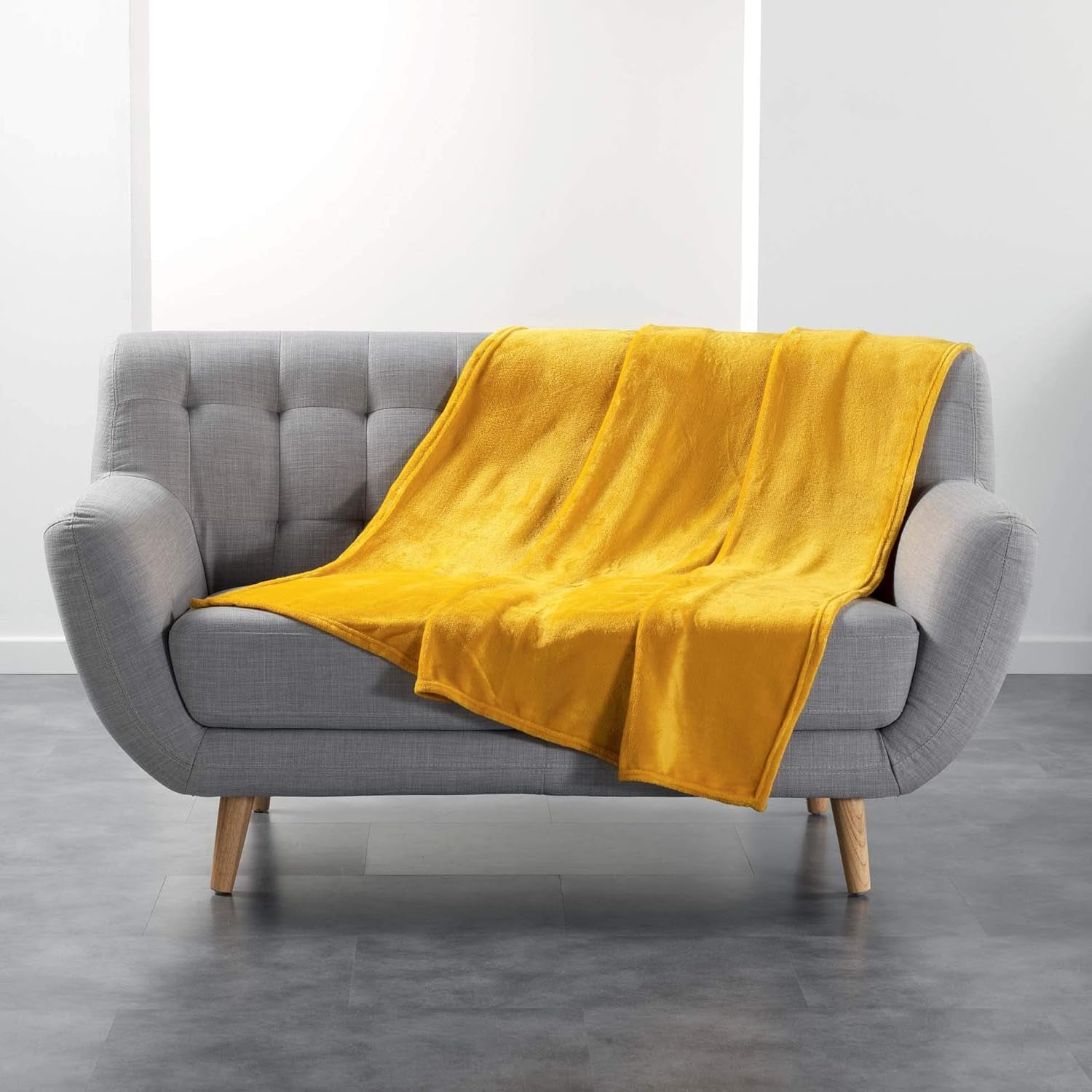 Douceur D'Intérieur Flanou Plaid, Polyester, Grey, 125 X 150 Cm Duvets and quilts Naty Shop Yellow