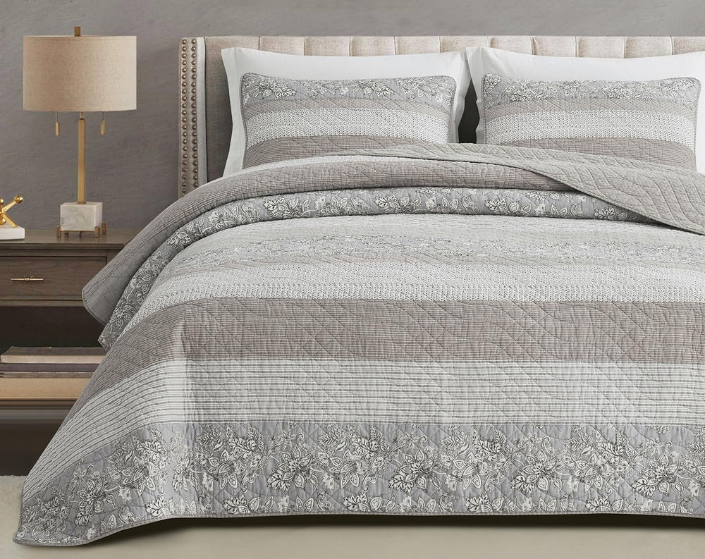 Chezmoi Collection Addy Patchwork Quilt Set bumbac pre-spălat, ușor, reversibil, pentru toate anotimpurile, supradimensionat, 3 piese, albastru marin, alb, gri, taupe, în carouri Plapumi si pilote Naty Shop Hibiscus dungi patchwork taupe Geamăn